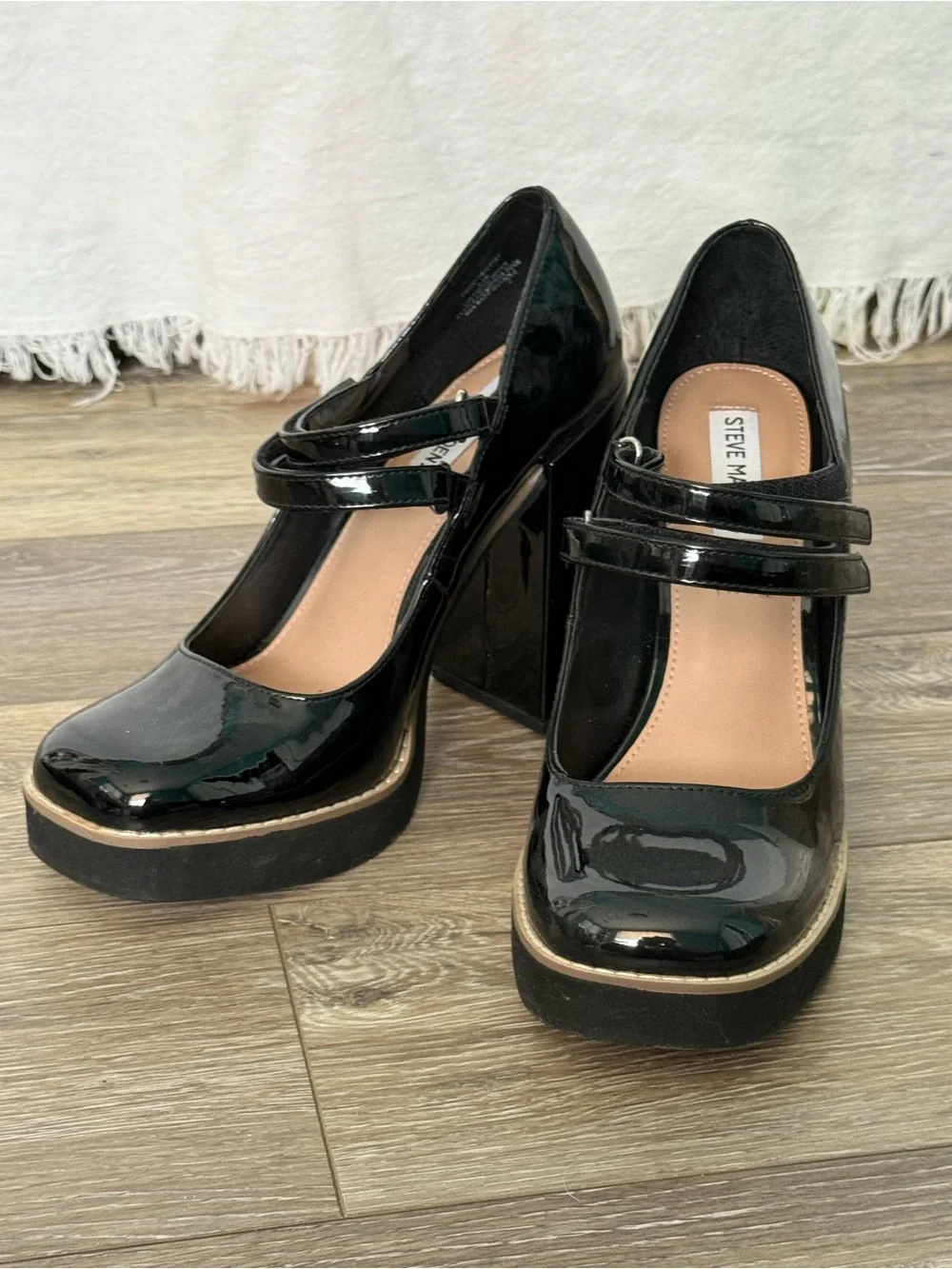 Steve Madden Twice Mary Jane Black Patent Leather Pumps
